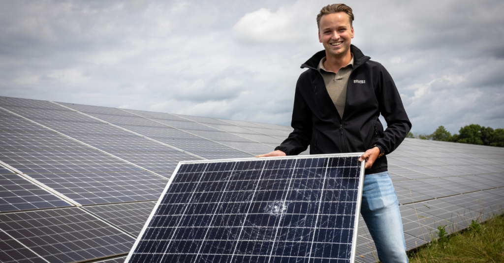 Energiefonds Overijssel investeert in circulaire recycling van zonnepanelen door Solar2Cycle